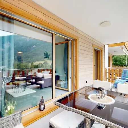 With Sauna And Mountain View Apartmán *