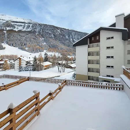 With Sauna And Mountain View Apartment